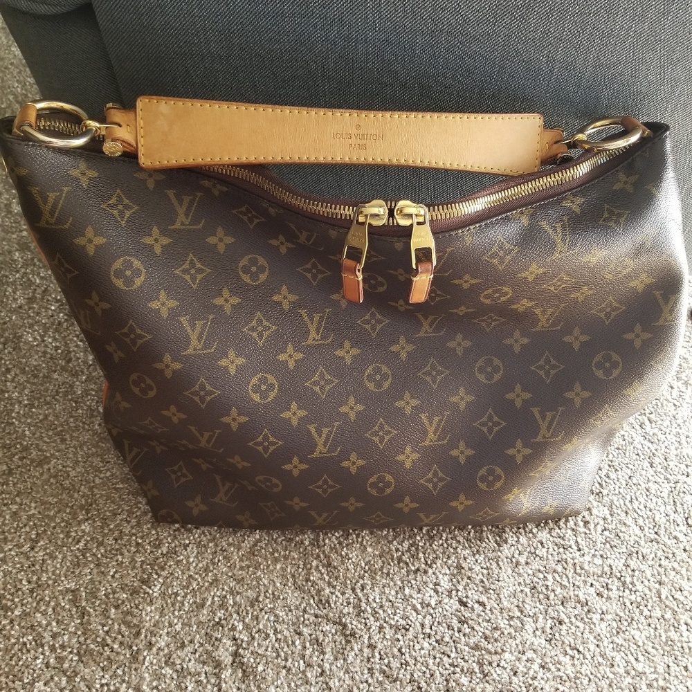 Authentic Louis Vuitton-Sully
